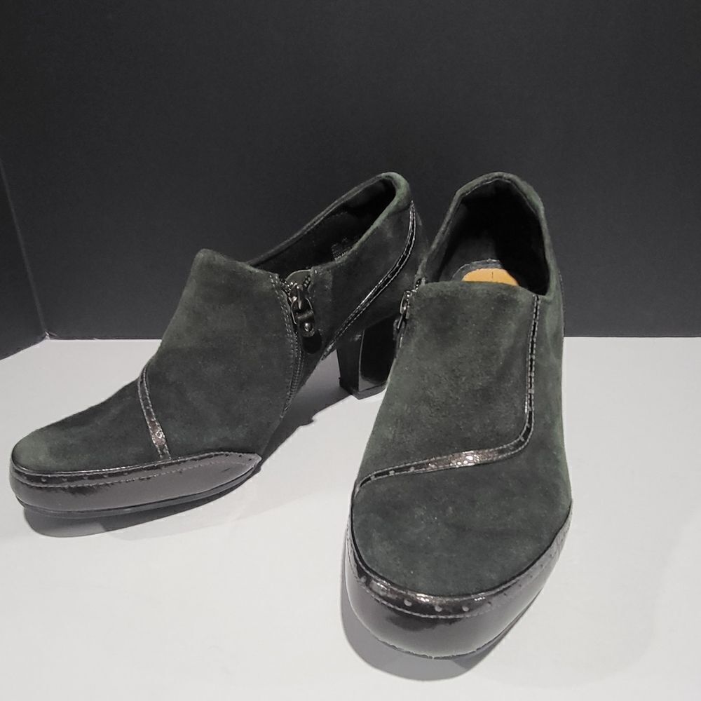 Clark's Artisan Green Suede High Heel Shoes